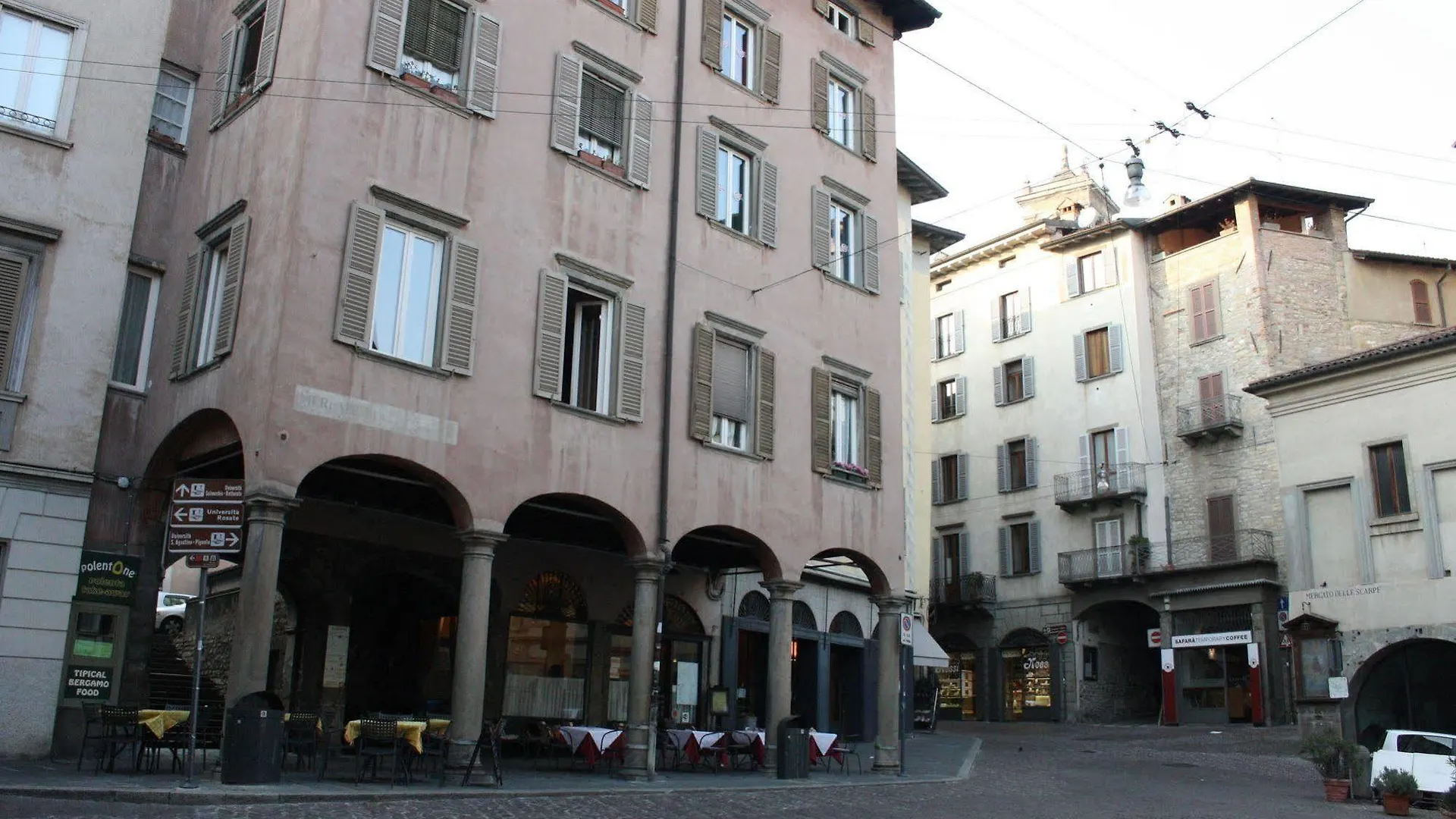 Old Town Funicolar Hotel Bergamo 2*,